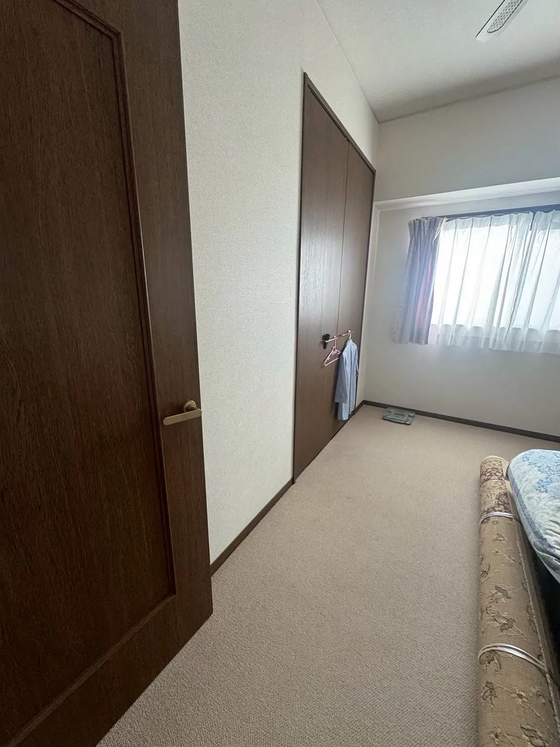 瀬戸市にて「フロアカーペットのダニが気になる」とのことで張替...