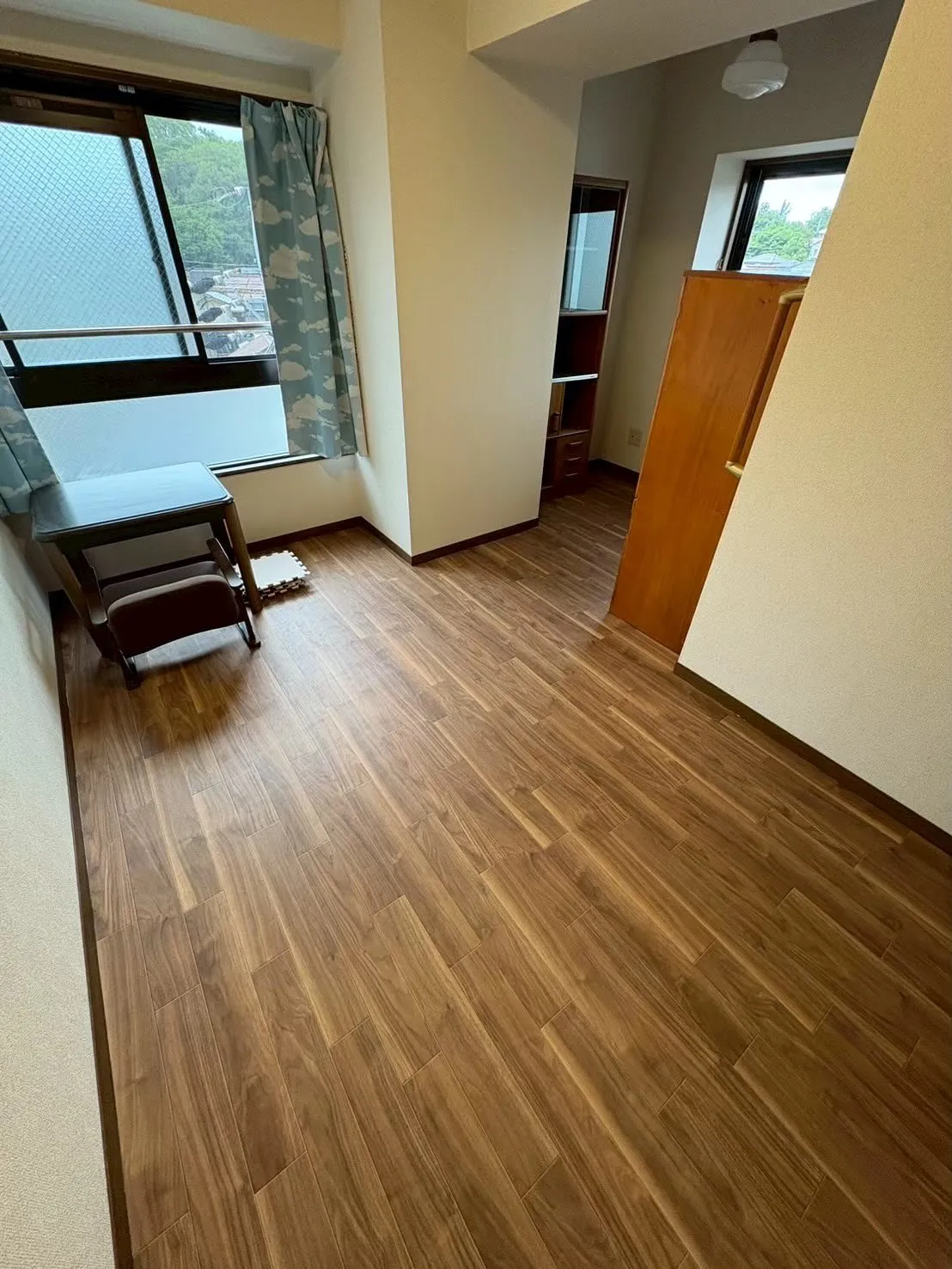 瀬戸市にて「フロアカーペットのダニが気になる」とのことで張替...